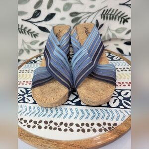 Lucky Brand Wedge Shoes Slides size 8 Blue Shades Cross Straps Cork Heel